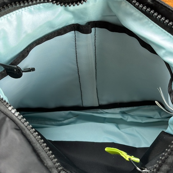 Baggallini Black Nylon Crossbody Bag - Picture 10 of 12